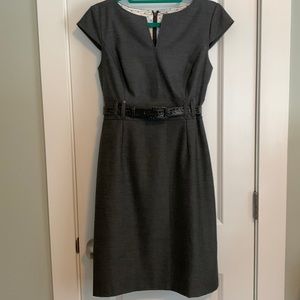 Tahari Arthur S. Levine Gray Belted Dress - size 4P